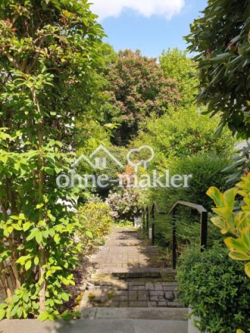 Außentreppe zum Garten