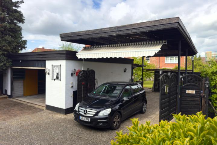 Garage und Carport