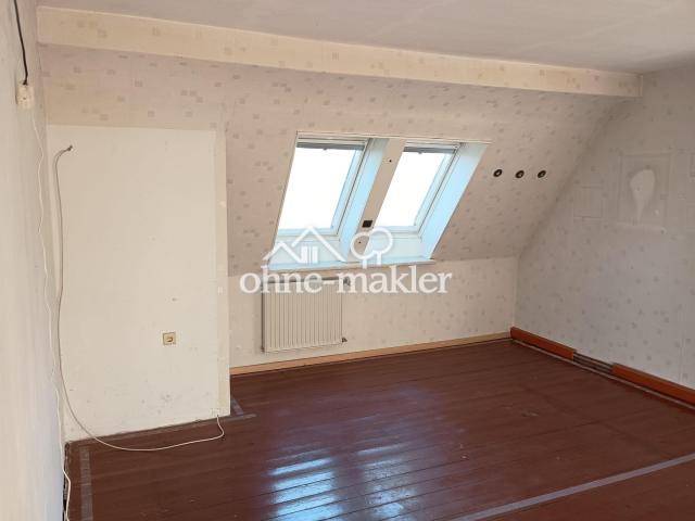 großes Zimmer DG