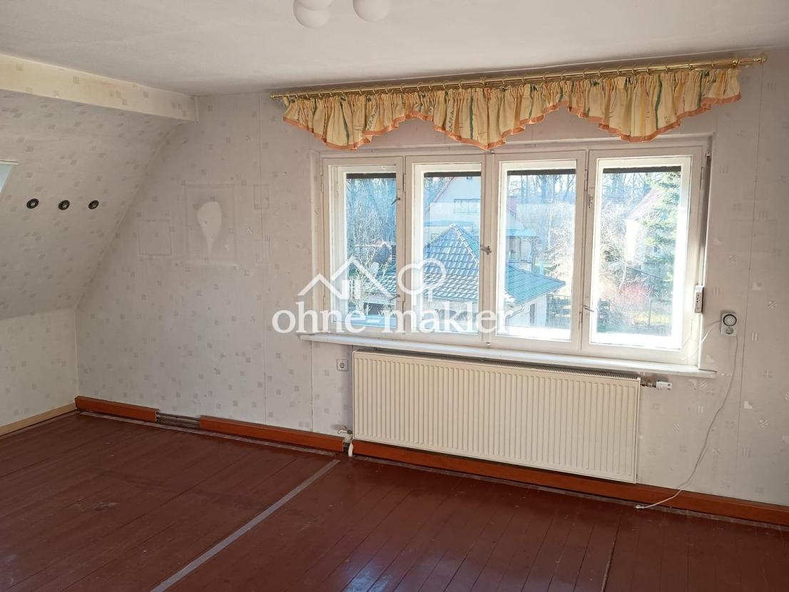großes Zimmer DG