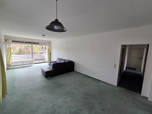Helles, großzügiges Wohnzimmer