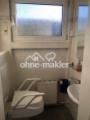 Gäste WC mit Schüco- Fenster