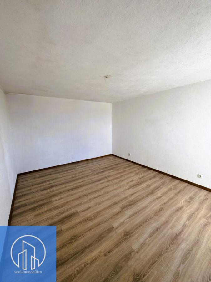 Schlafzimmer 1.1