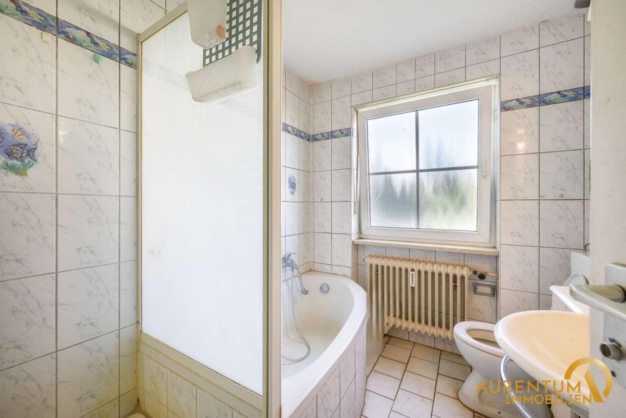 Badezimmer EG