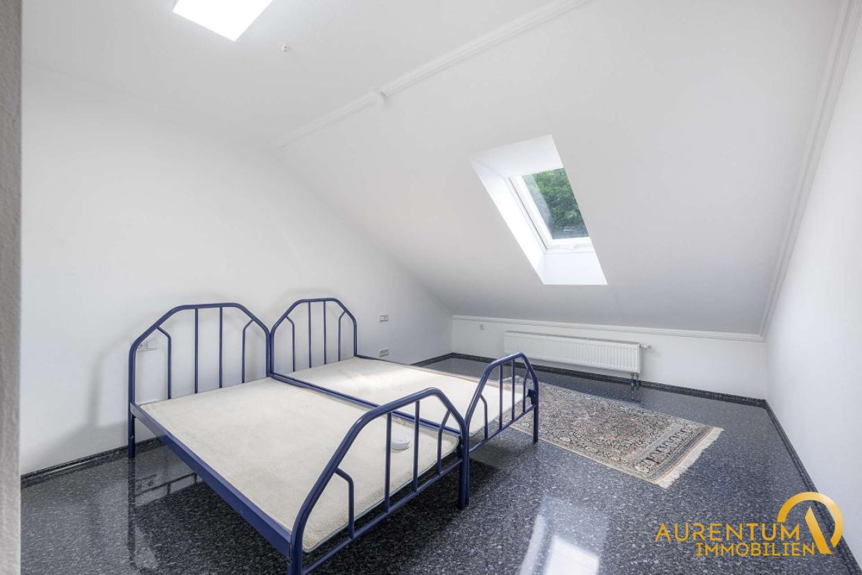 Schlafzimmer 1. OG
