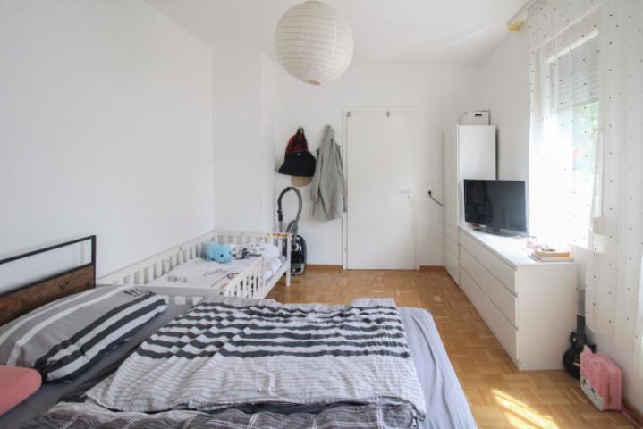 Schlafzimmer 2.OG
