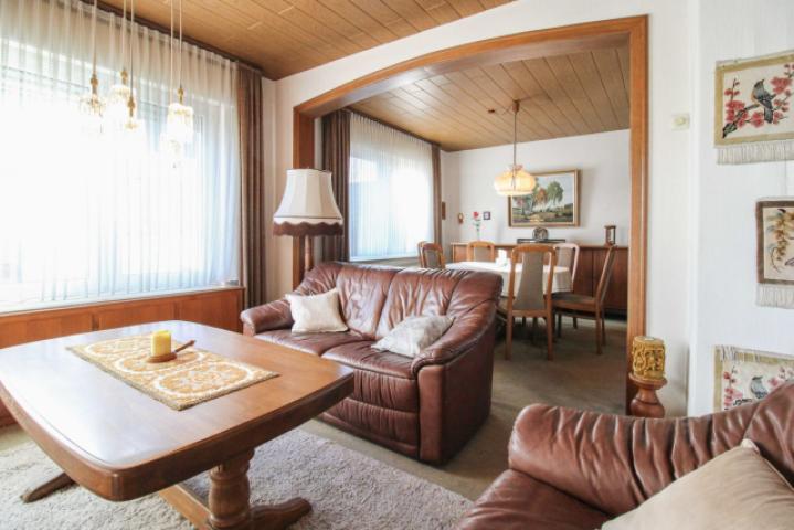 05 Wohnzimmer