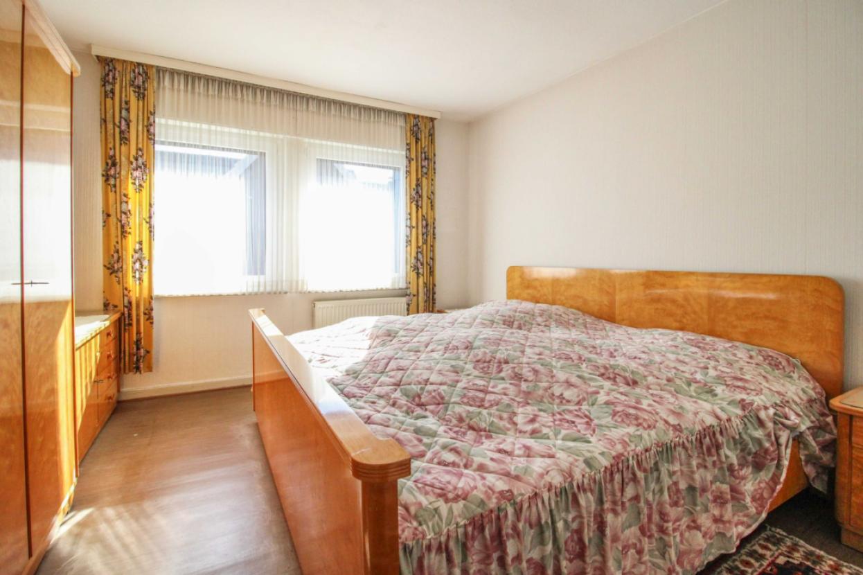09 Schlafzimmer
