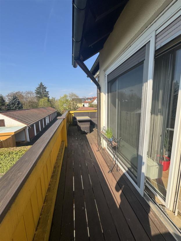 geräumiger Balkon