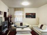 kleine Wohnung EG Wohnzimmer