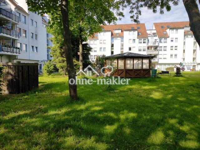 Park der Wohnanlage