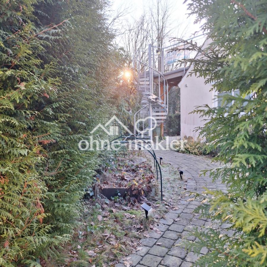 Zugang Garten und Feuertreppe
