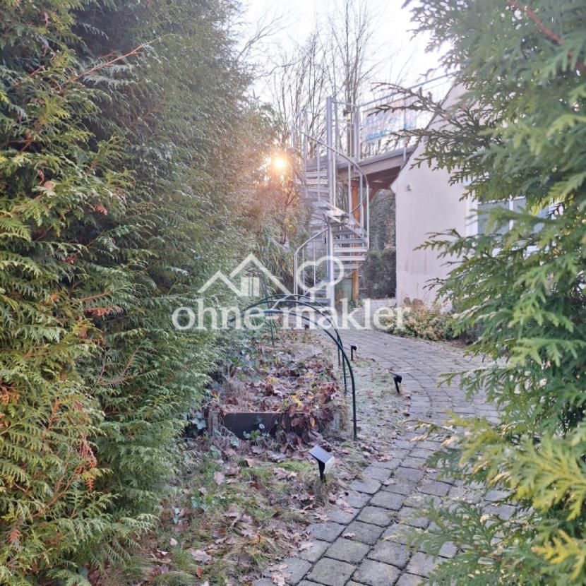 Zugang Garten und Feuertreppe