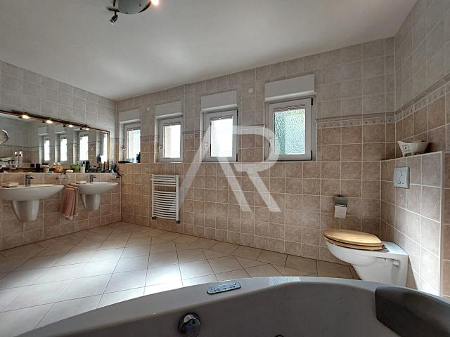 Wannenbad OG1