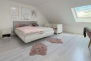 Schlafzimmer im DG