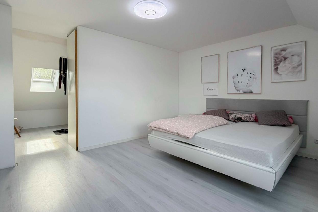Schlafzimmer im DG