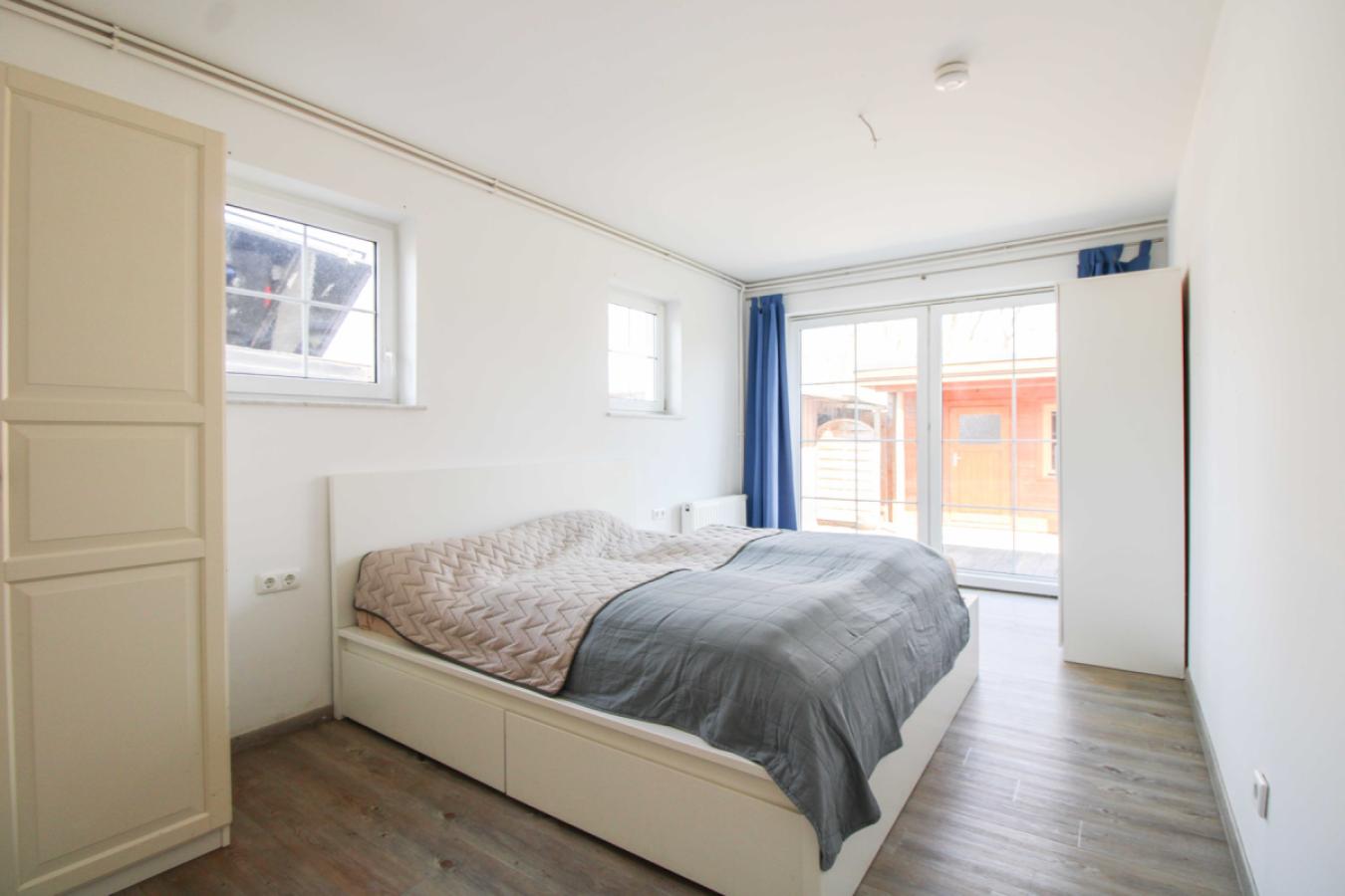 Schlafzimmer (Nfl.)