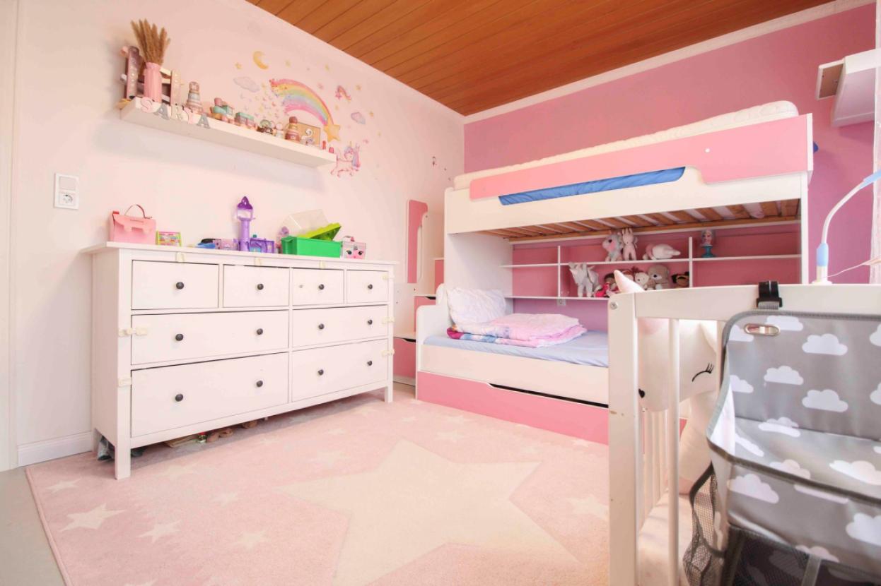 Schlafzimmer 2
