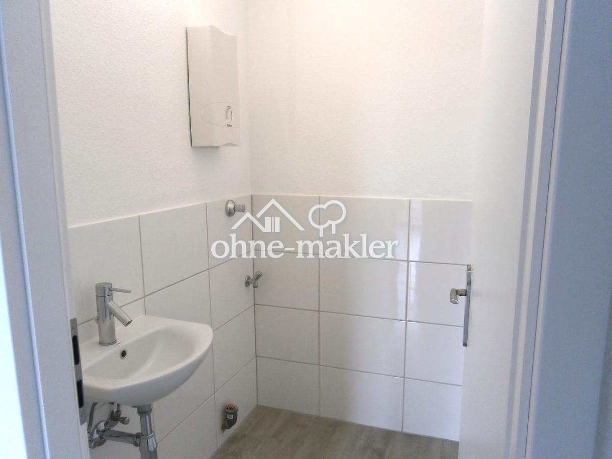 Waschraum / Gäste-WC
