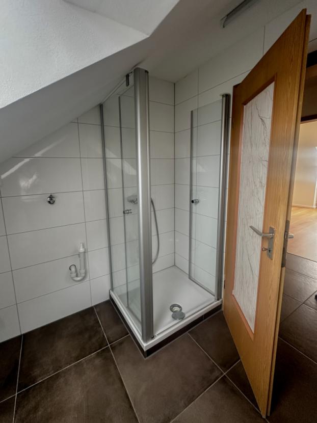 Badezimmer (DG)