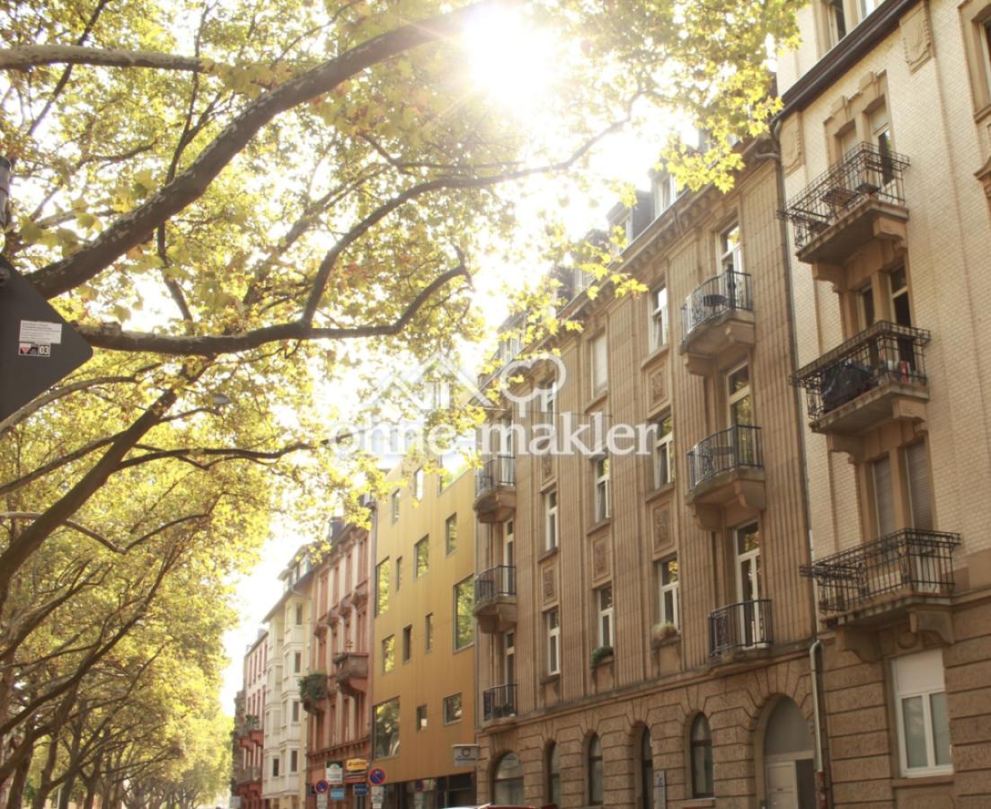 Strasse