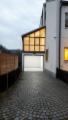 Garage mit Wintergarten - (KI generiert)