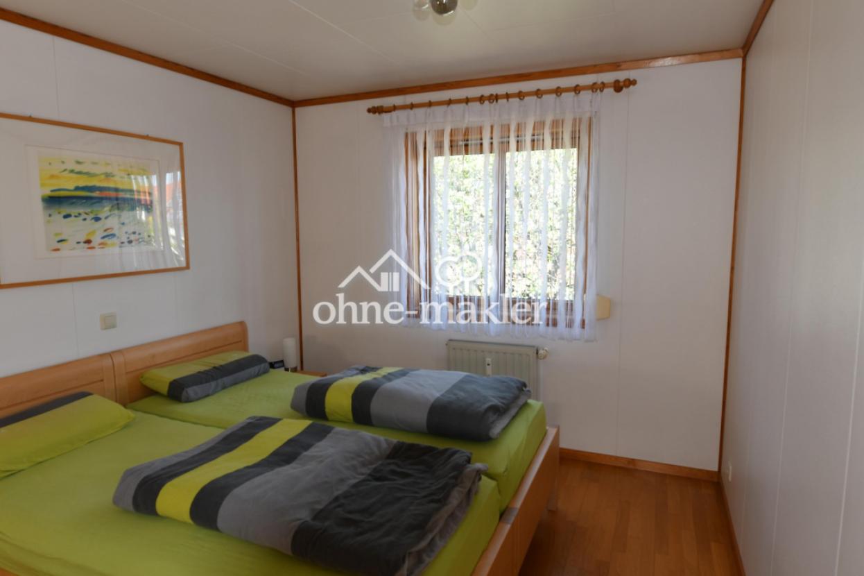 Schlafzimmer Bild 1