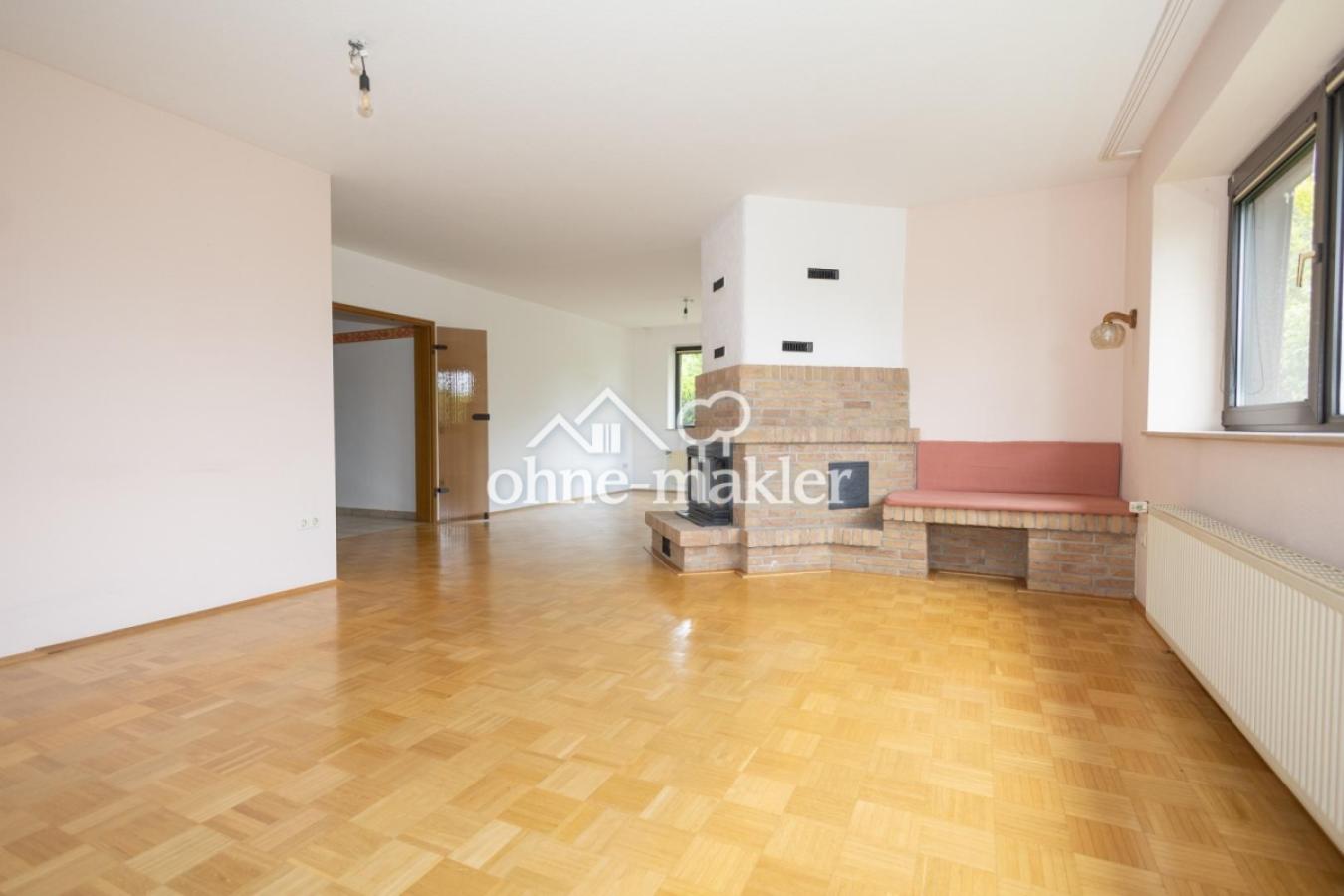 Wohnzimmer (EG)