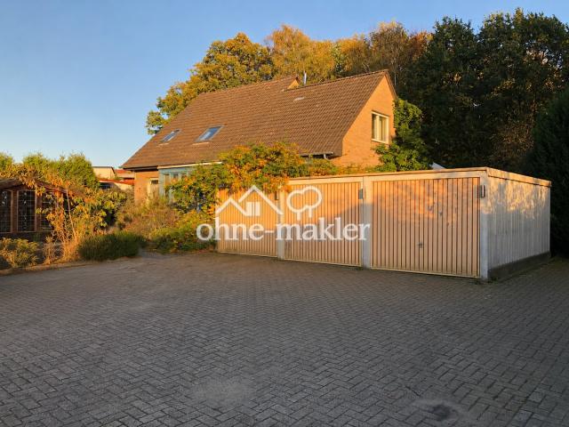 Blick Straße - Hof/Garage/Haus