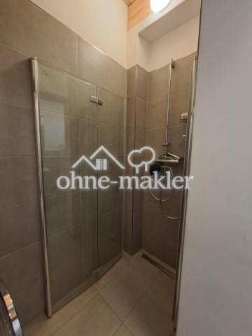 Hintere WE - Dusche