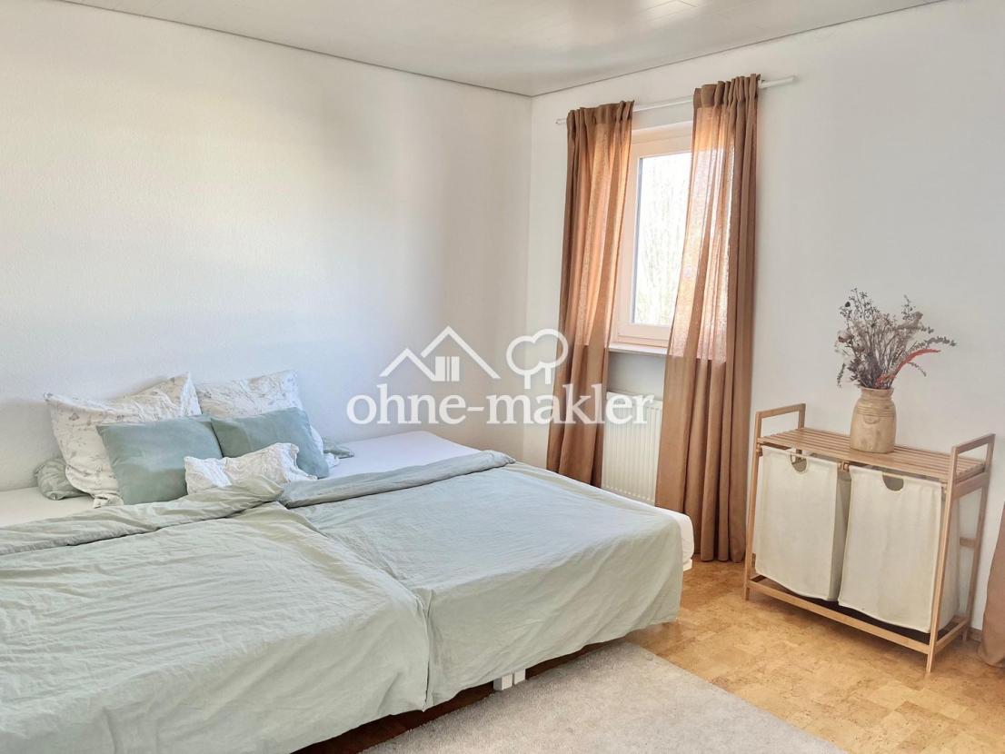 Schlafzimmer (OG)
