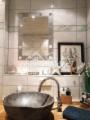 Badezimmer m. Steinwaschbecken