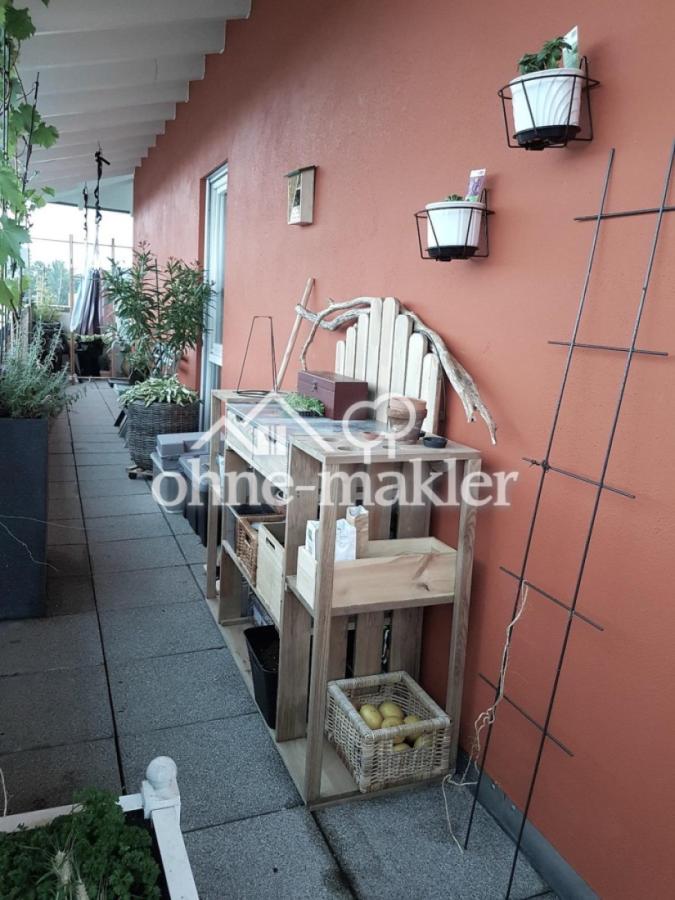 Umlaufende Terasse!