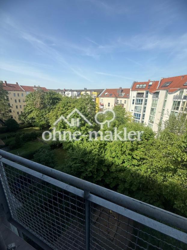 Blick in Innenhof vom Balkon