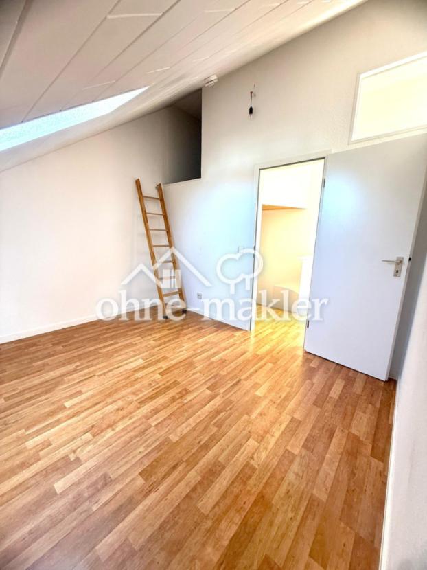 Kinderzimmer / Büro