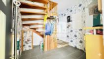 Souterrain Haupteingang Flur / Diele / Windfang
