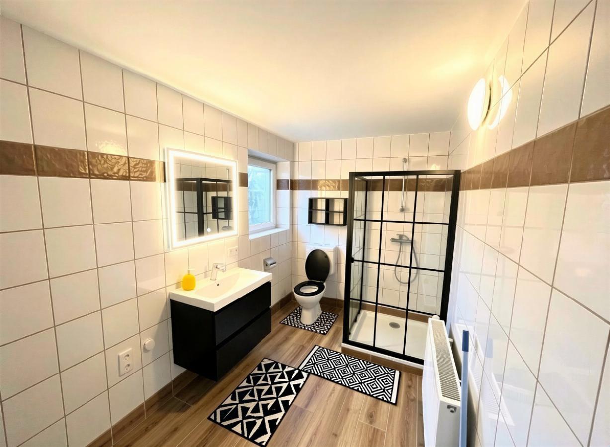 WC / Bad im UG (KI generiert)