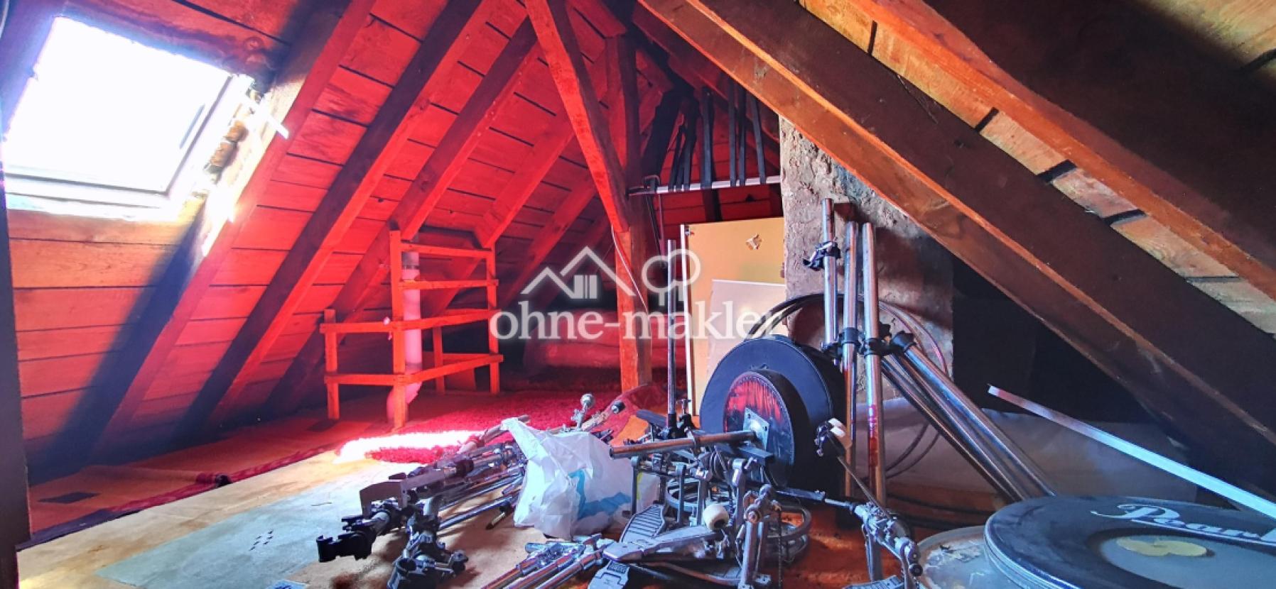 Privater Dachboden