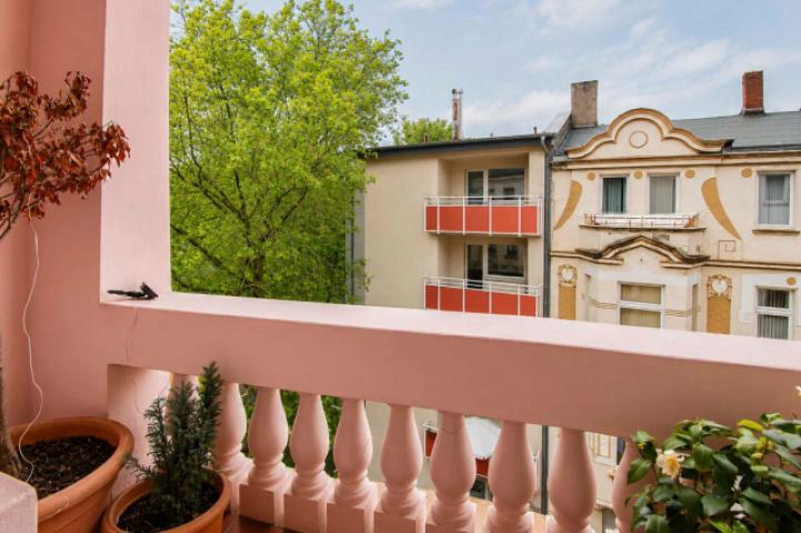 Balkon Frontseite