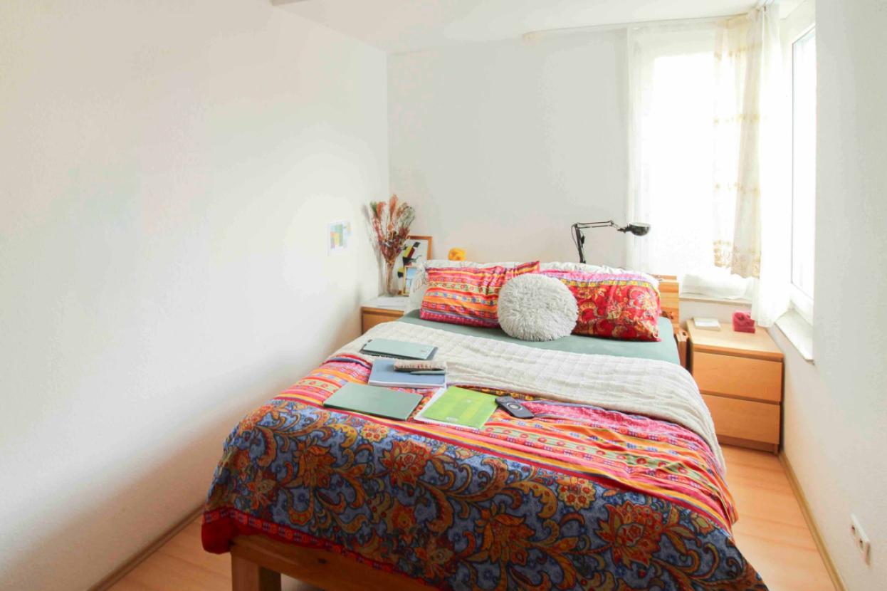 Schlafzimmer DG