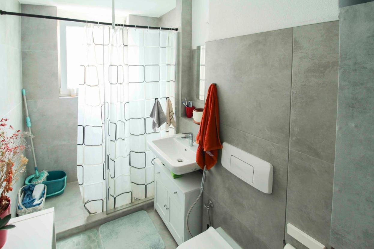 Badezimmer DG