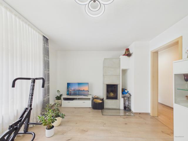 Wohnzimmer EG mit Kamin