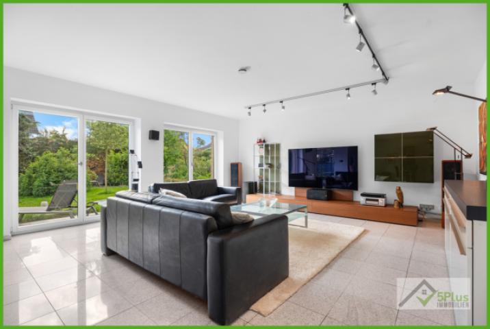 5Plus Immo Haus zum Kauf Inden / Altdorf Wohn- Esszimmer EG