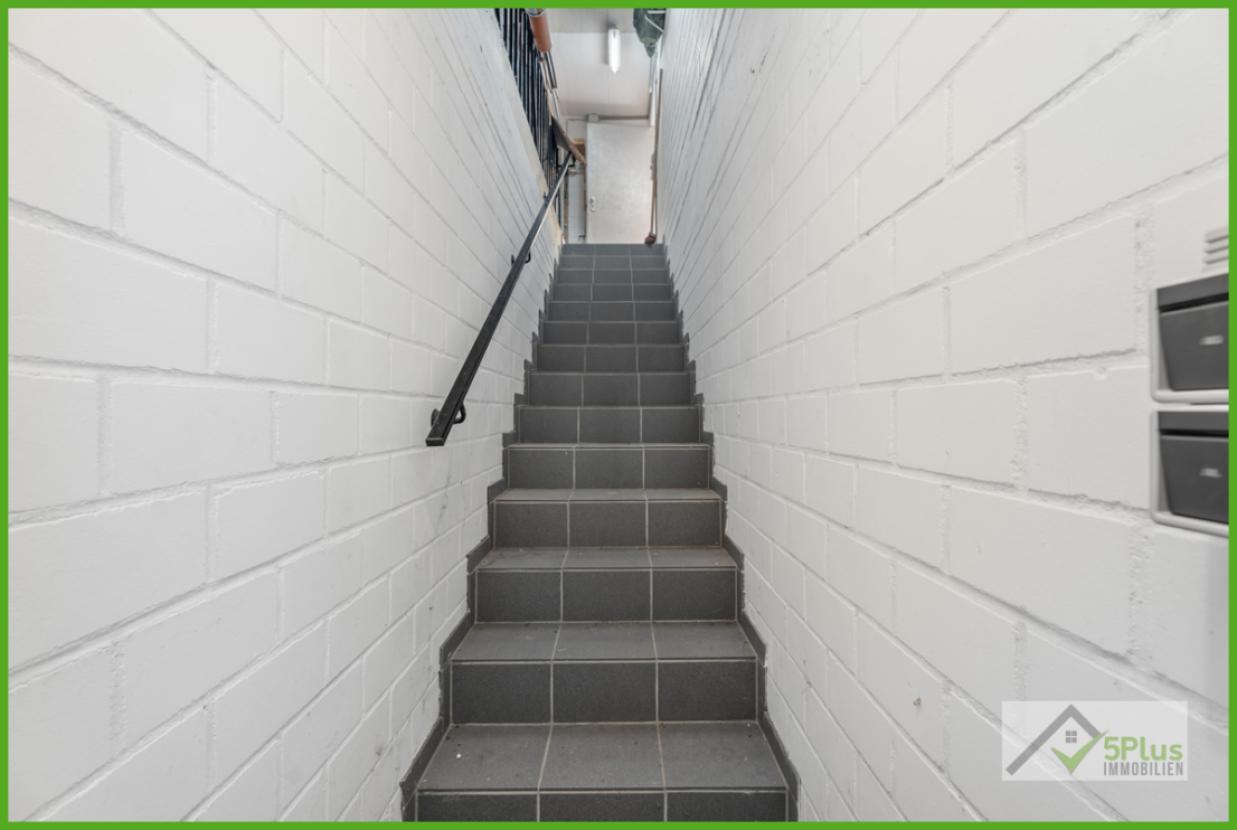 5Plus Immo Haus zum Kauf Inden / Altdorf Treppe KG