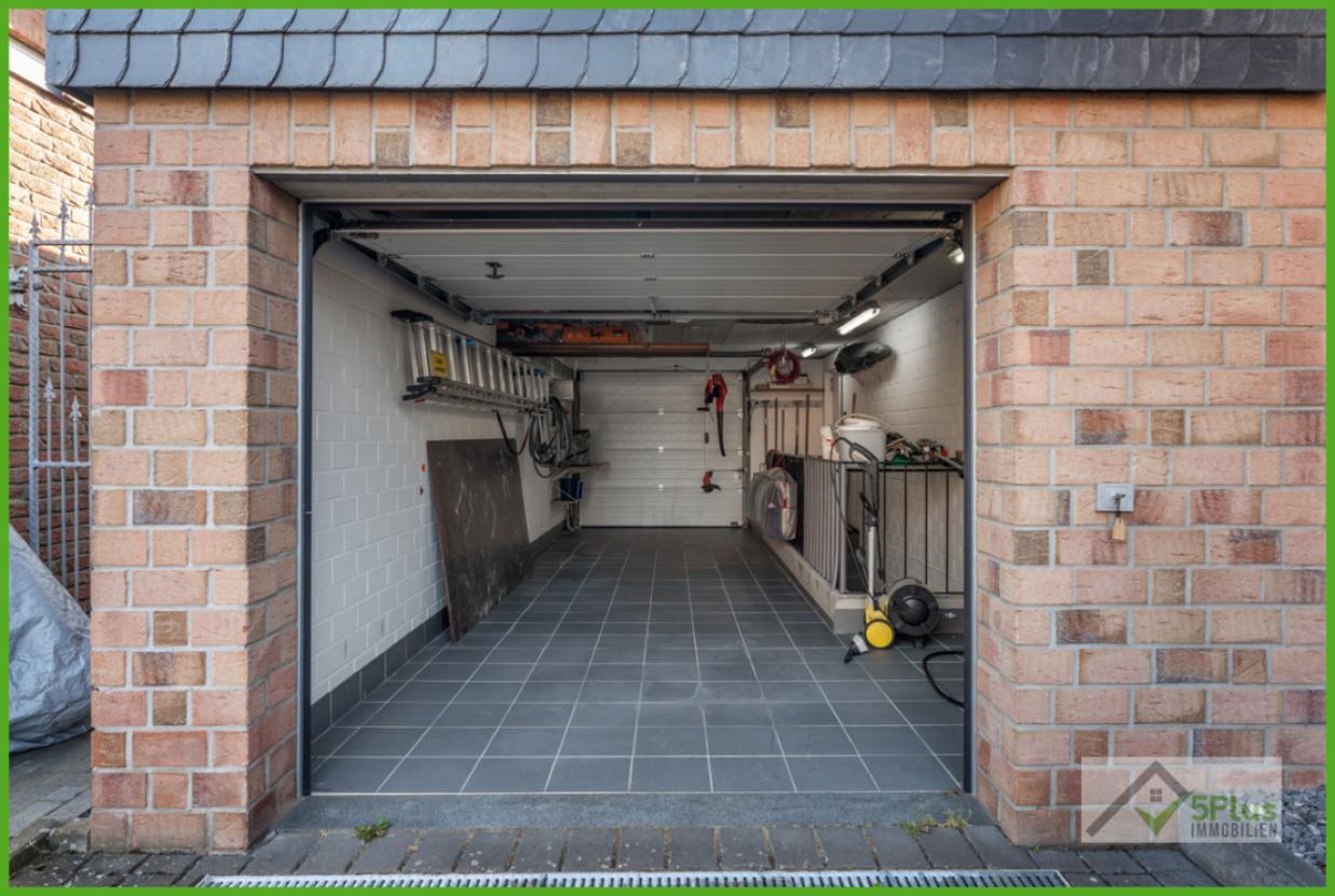 5Plus Immo Haus zum Kauf Inden / Altdorf Garage
