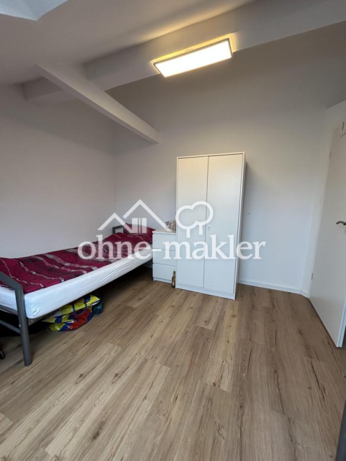 Zimmer 3 möbliert