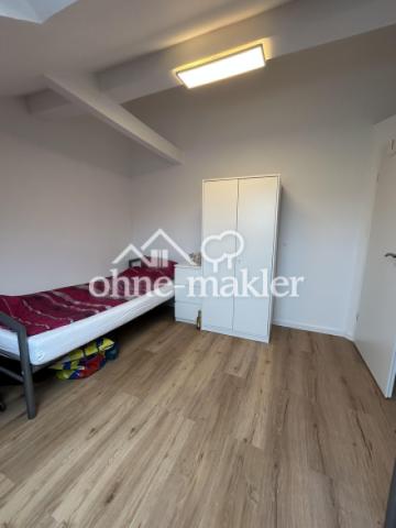 Zimmer 3 möbliert