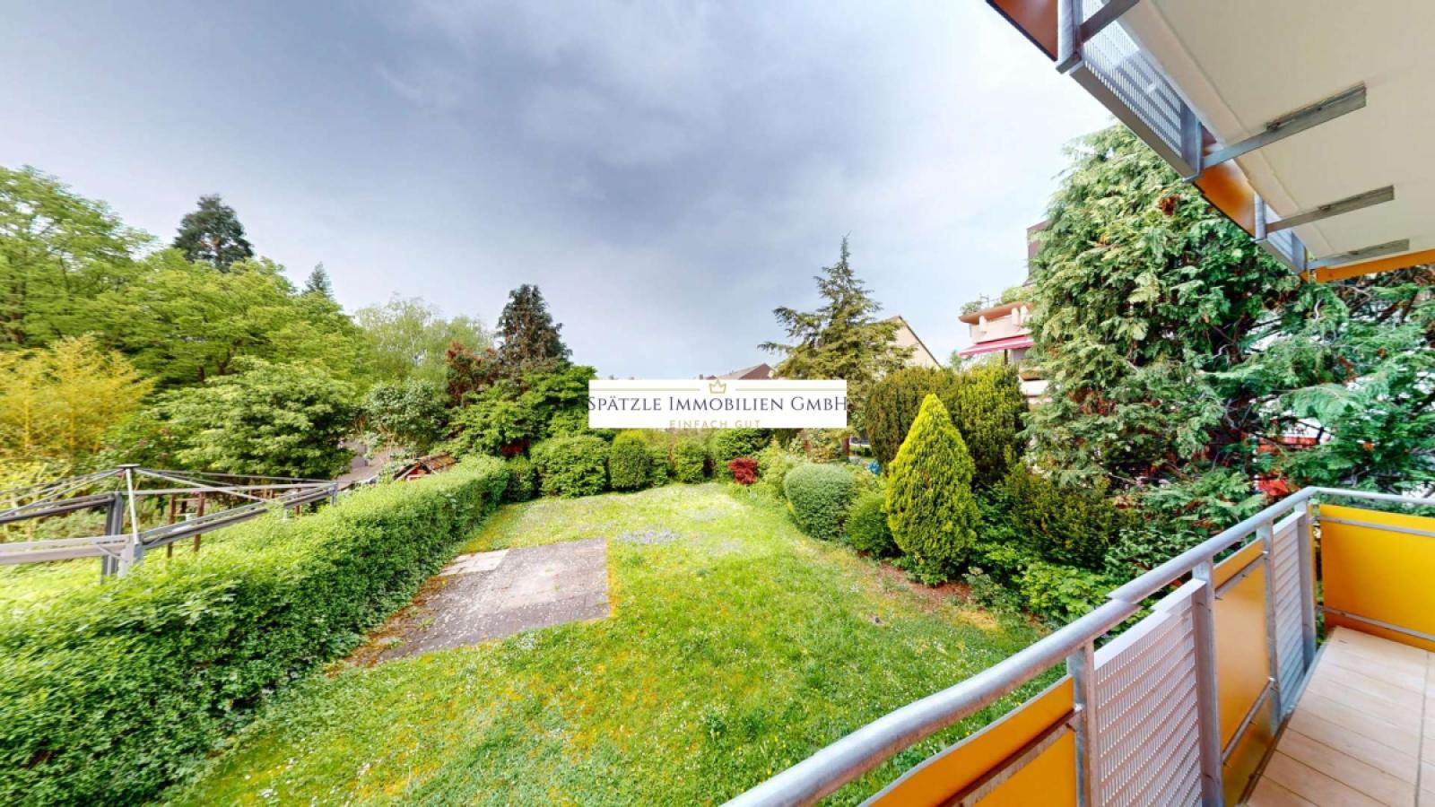 EG-LB-Blick-in-den-Garten