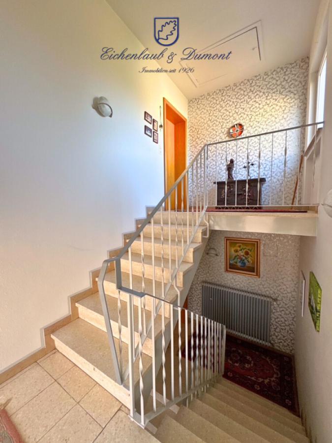 Treppe zum OG