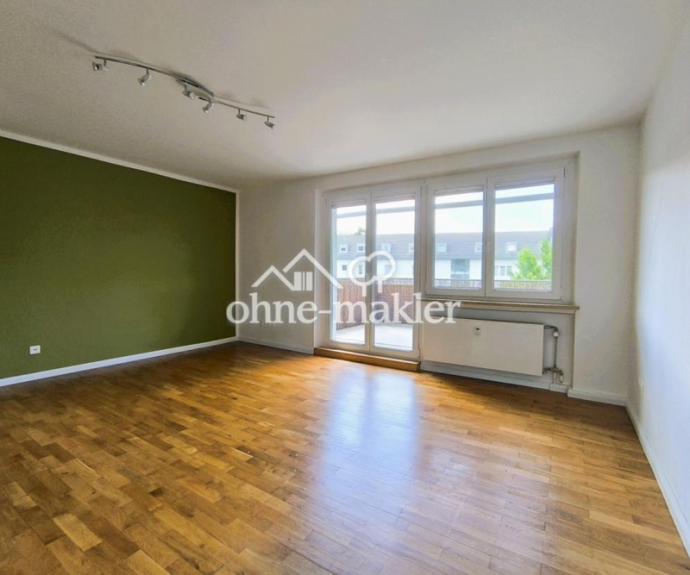 Sonnendurchflutetes Wohnzimmer